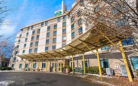 La Quinta Inn & Suites By Wyndham Boston Somerville